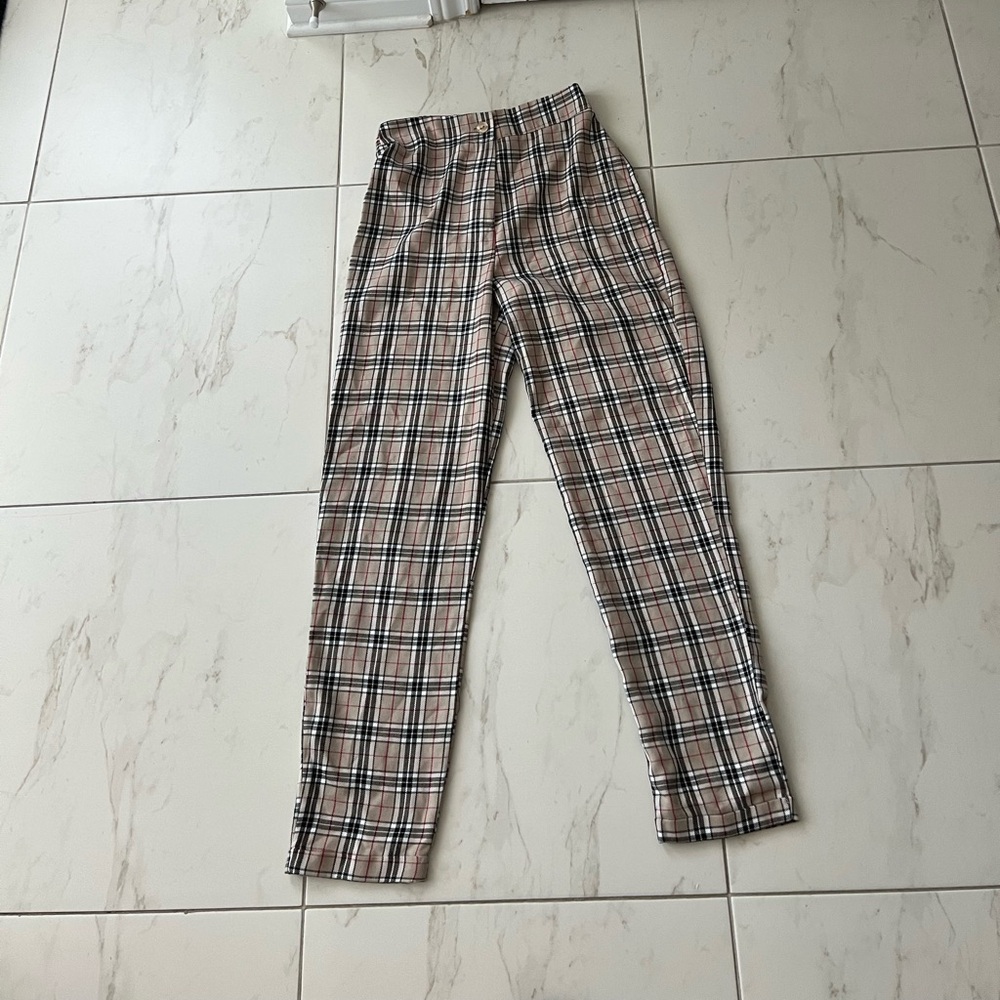Brand new Nastygal plaid pants size 0